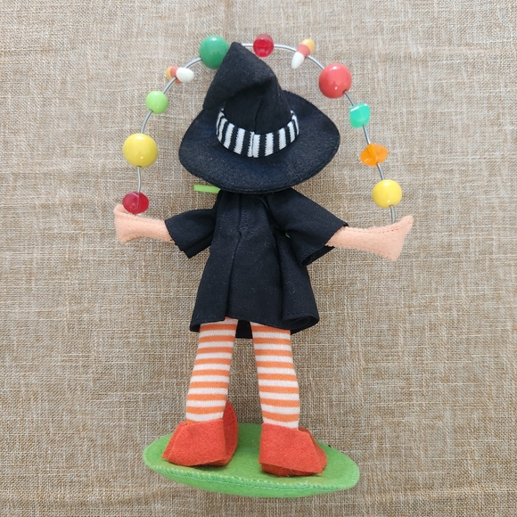 Annalee 6" Juggling Witch Elf Halloween 300913 - Picture 2 of 6